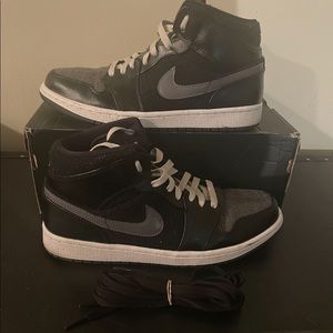 Air Jordans 1 Mid Premium